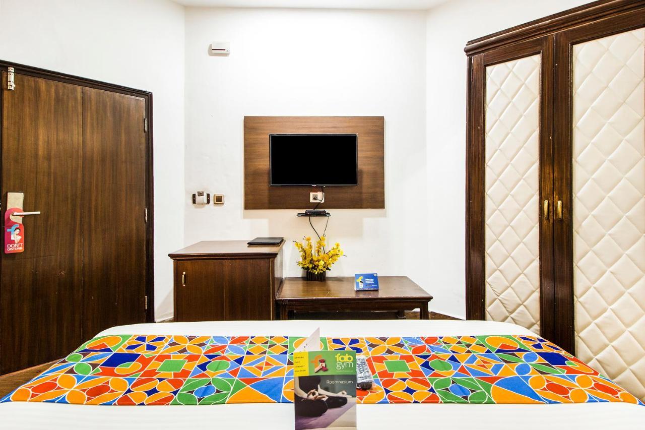 Fabhotel Le Monarque Chandīgarh Exterior foto
