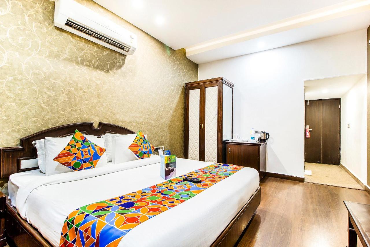 Fabhotel Le Monarque Chandīgarh Exterior foto